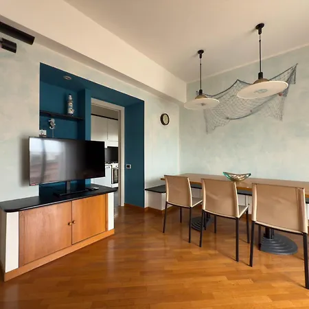 Brezza Di Levante Apartment *