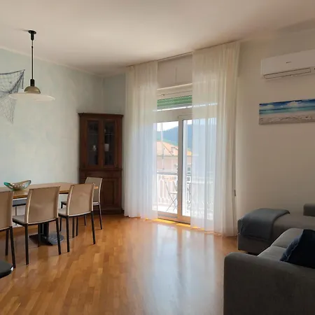 Brezza Di Levante Apartment *
